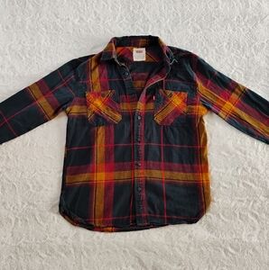 Levi's Plaid Flannel Button Down Shirt